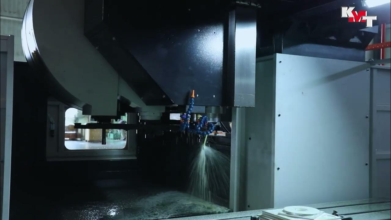 Портальный фрезерный центр KPM 1525