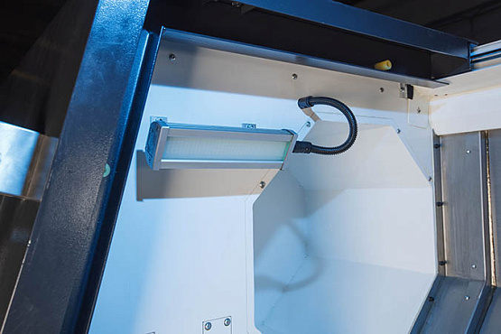 Токарный станок с наклонной станиной KTL 65/1000