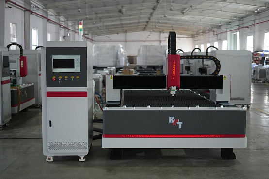 Оптоволоконная установка лазерного раскроя модель L3 2000 Вт