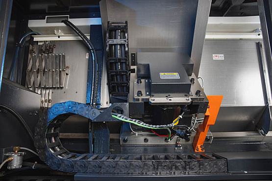 Токарный станок с наклонной станиной KTL 65/1000